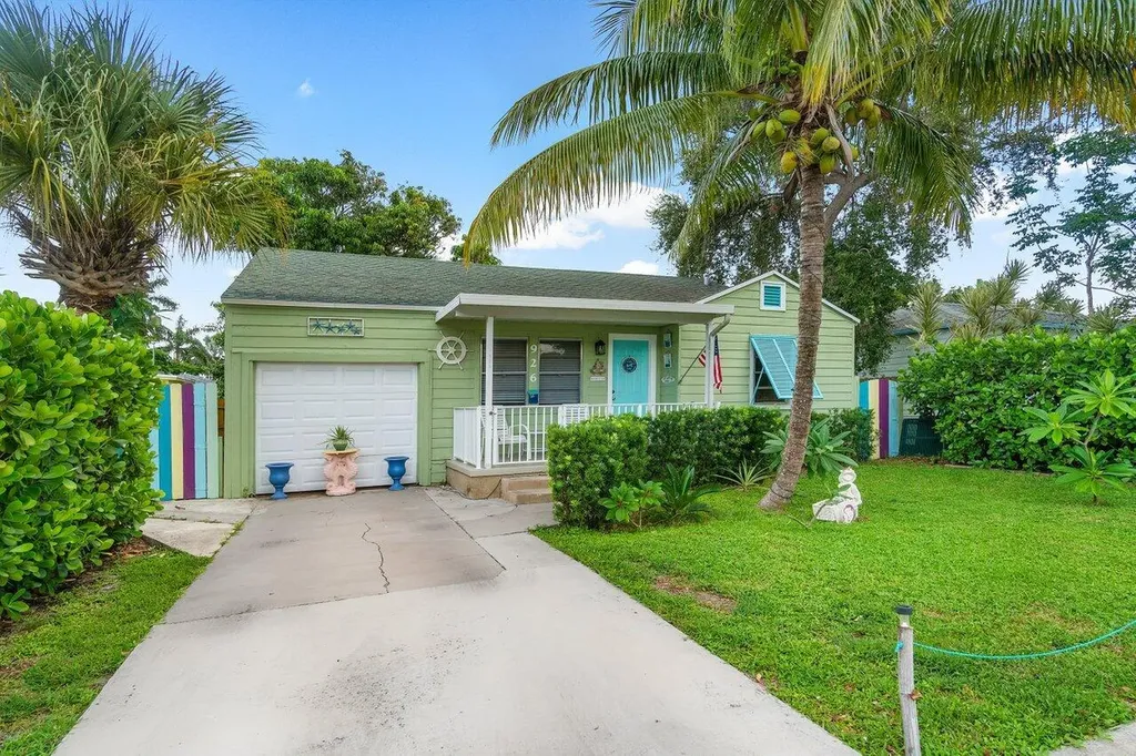 926 N M Street Lake Worth Beach FL 33460