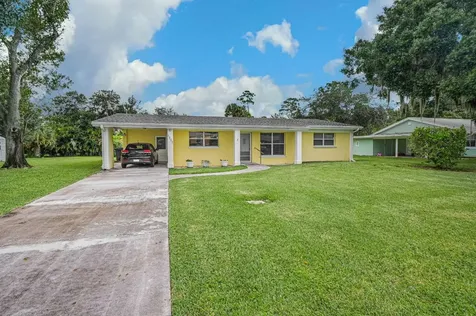 8202 Penny Lane Fort Pierce FL 34951