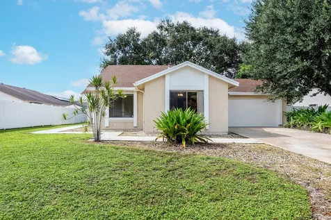 9932 Floral Park Lane Boca Raton FL 33428