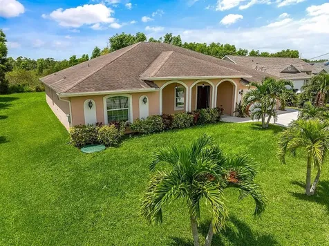 2942 SE Bella Road Port St Lucie FL 34984