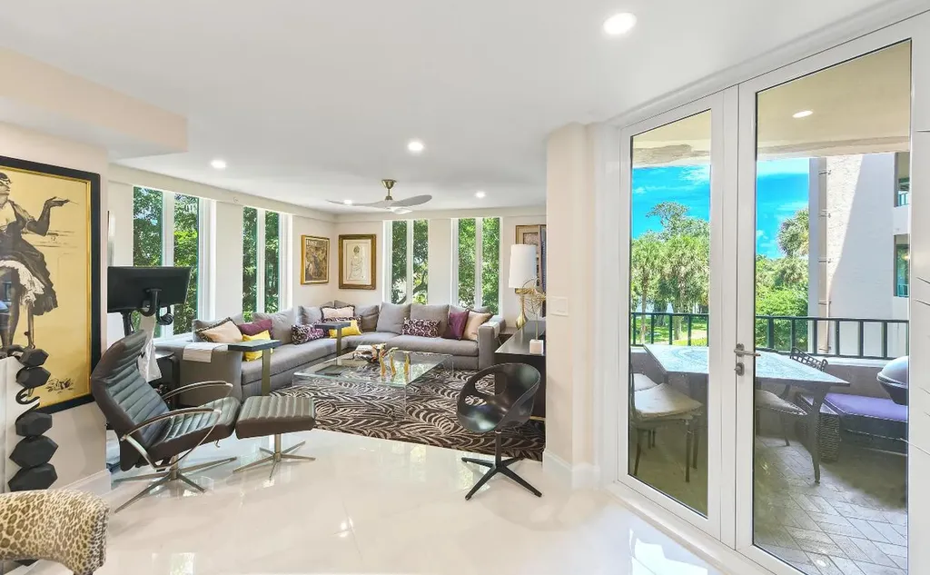 100 SE 5th Avenue Boca Raton FL 33432