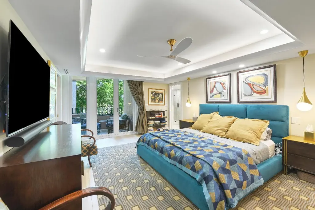 100 SE 5th Avenue Boca Raton FL 33432
