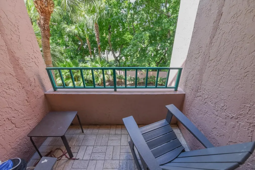 100 SE 5th Avenue Boca Raton FL 33432