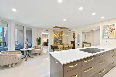 100 SE 5th Avenue Boca Raton FL 33432