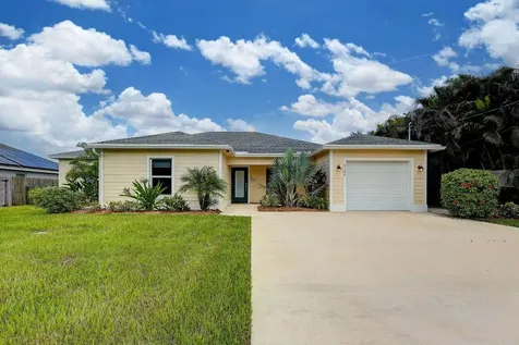 4125 SW Winslow Street Port St Lucie FL 34953
