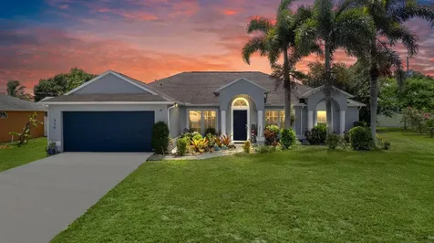 556 SW Crawfish Drive Port St Lucie FL 34953