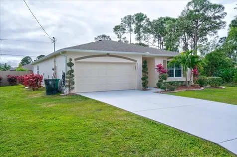 2562 SE Tiffany Avenue Port St Lucie FL 34952