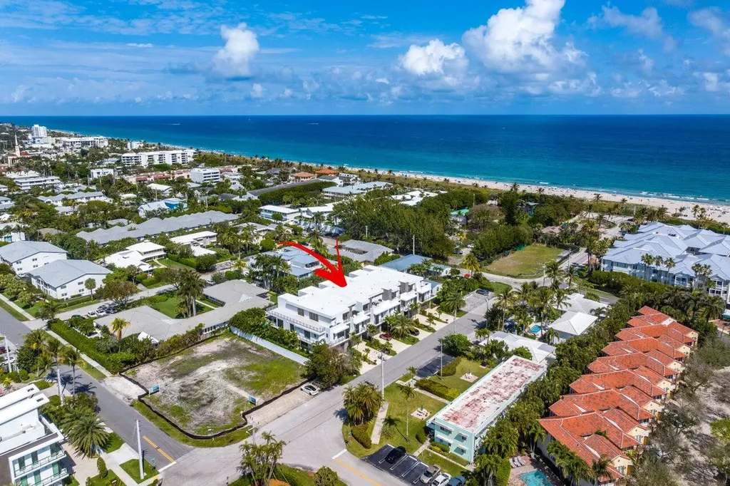 1015 Casuarina Road Delray Beach FL 33483