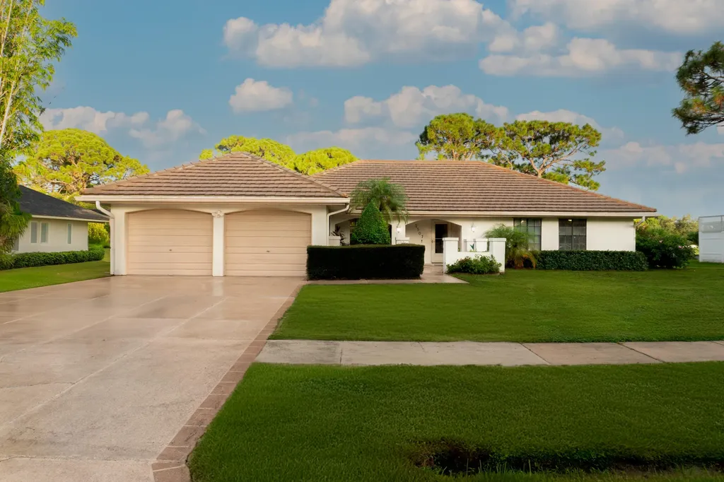 2507 SE Morningside Boulevard Port St Lucie FL 34952