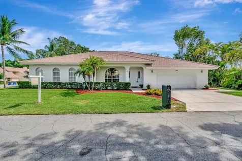 8466 SE Gulfstream Place Hobe Sound FL 33455