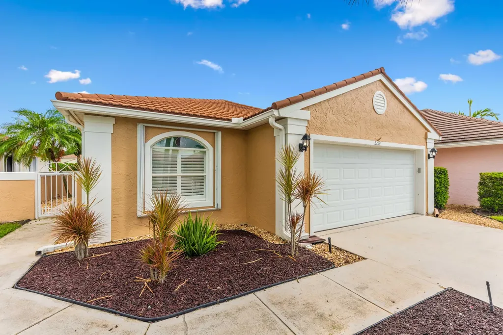 2219 SW Shoal Creek Trace Palm City FL 34990