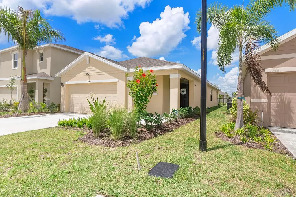12289 SW Rimini Way Port St Lucie FL 34987