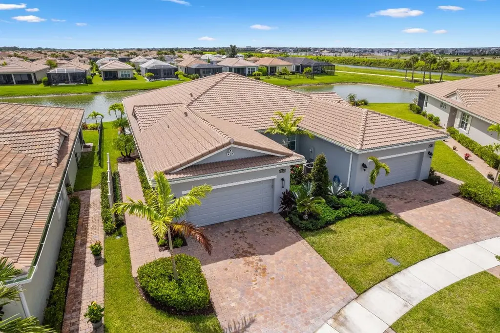 26095 SW Viterbo Way Port St Lucie FL 34986