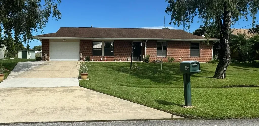 459 NW Ravenswood Lane Port St Lucie FL 34983
