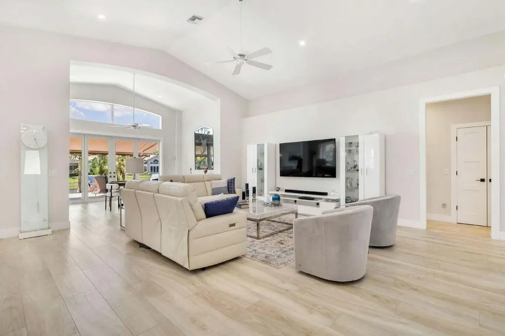 3914 Outlook Court Jupiter FL 33477