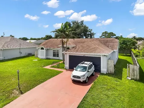 1426 SW Dow Lane Port St Lucie FL 34953