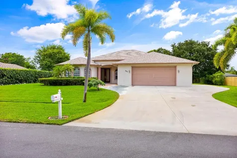 2872 SE Bakersfield Street Port St Lucie FL 34952