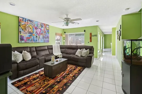 6101 NW 43rd Avenue Coconut Creek FL 33073