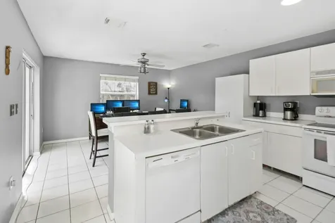6101 NW 43rd Avenue Coconut Creek FL 33073