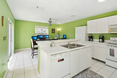 6101 NW 43rd Avenue Coconut Creek FL 33073