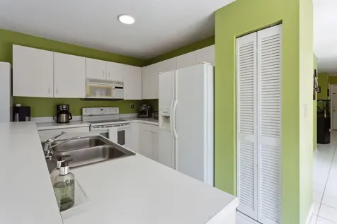 6101 NW 43rd Avenue Coconut Creek FL 33073