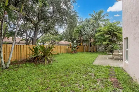 6101 NW 43rd Avenue Coconut Creek FL 33073