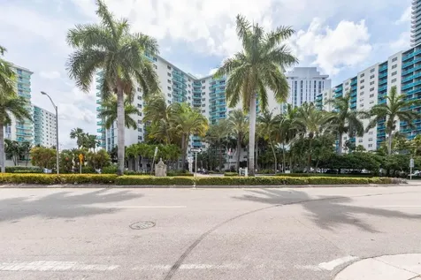 3901 S Ocean Drive Hollywood FL 33019