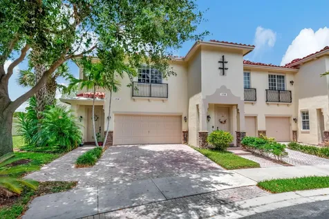 125 N Longport Circle Delray Beach FL 33444