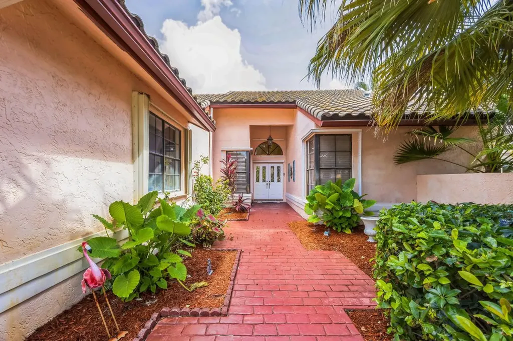 19365 Cherry Hills Terrace Boca Raton FL 33498