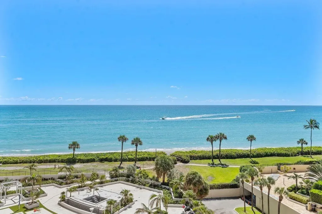 200 Ocean Trail Way Jupiter FL 33477
