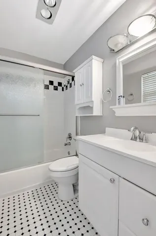 1185 SW 28th Avenue Boynton Beach FL 33426
