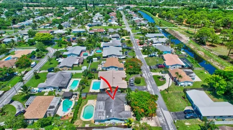 1185 SW 28th Avenue Boynton Beach FL 33426