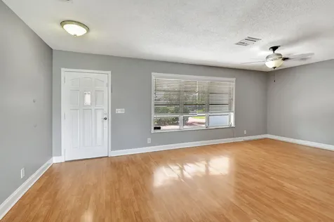 1185 SW 28th Avenue Boynton Beach FL 33426