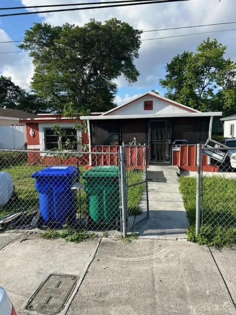 1220 NW 71st Street Miami FL 33147