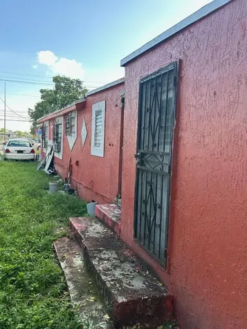 1220 NW 71st Street Miami FL 33147