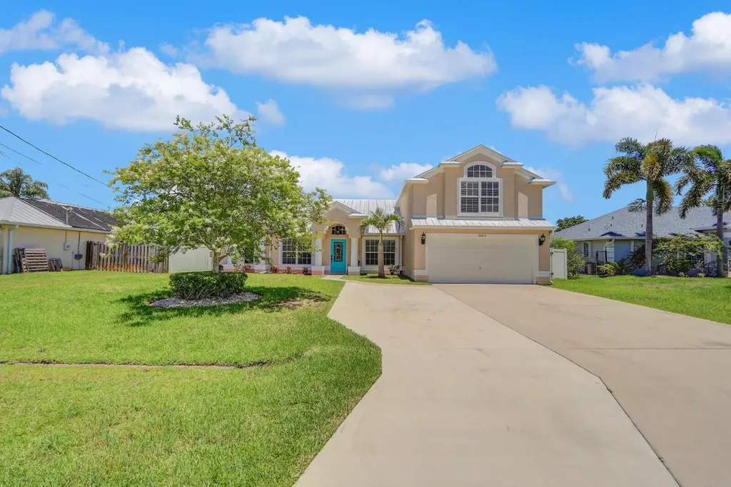 5255 NW Gamma Street Port St Lucie FL 34986