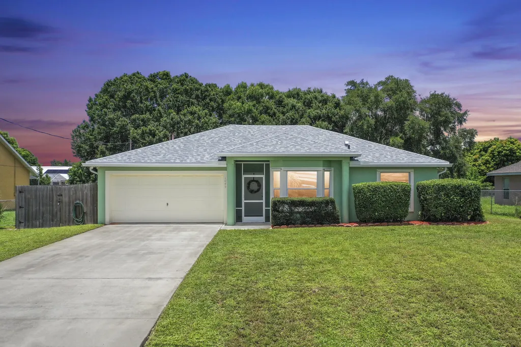 1049 SW Sarto Lane Port St Lucie FL 34953