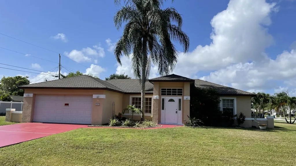 2802 SE Awin Lane Port St Lucie FL 34952