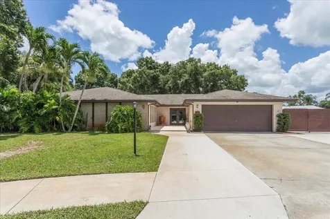 1914 Quail Court Fort Pierce FL 34982