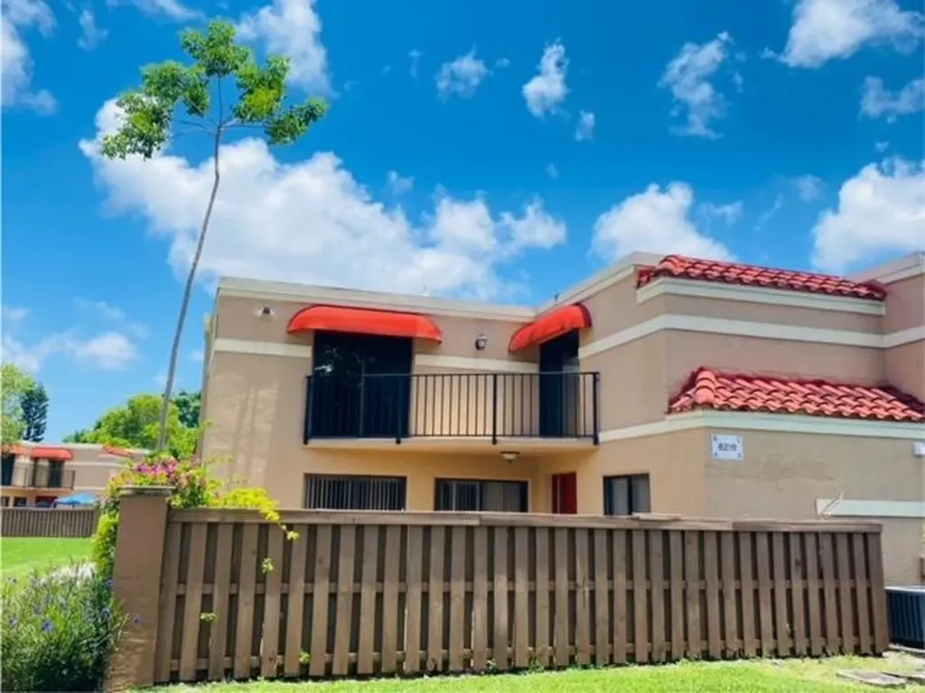8218 Severn Drive Boca Raton FL 33433