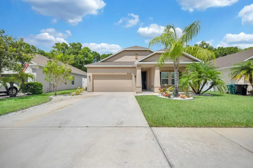 5335 NW Wisk Fern Circle Port St Lucie FL 34986
