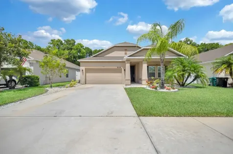 5335 NW Wisk Fern Circle Port St Lucie FL 34986