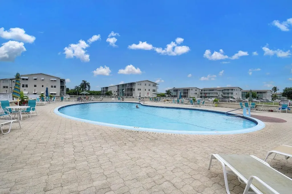 740 Horizons W Boynton Beach FL 33435