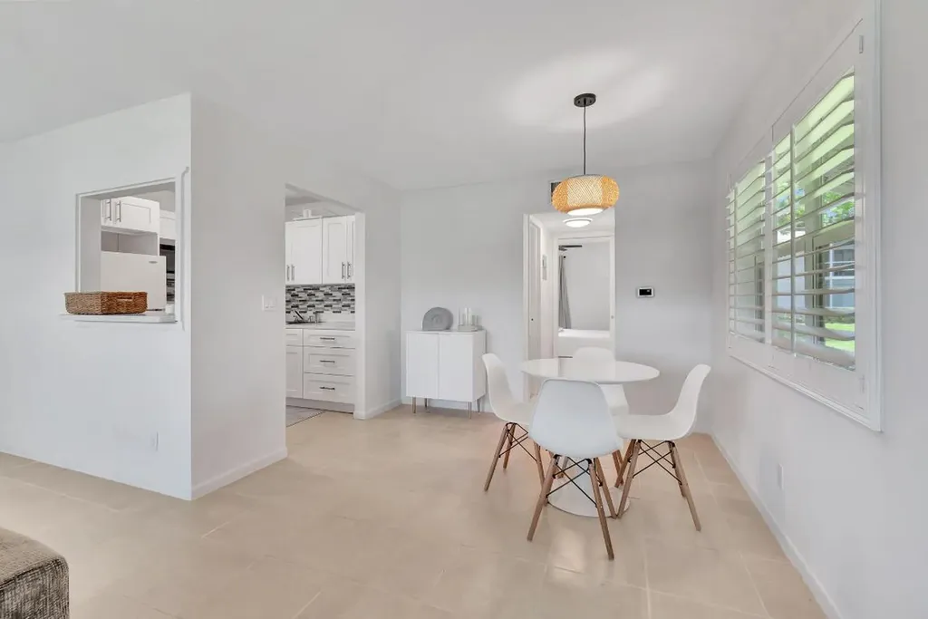 740 Horizons W Boynton Beach FL 33435