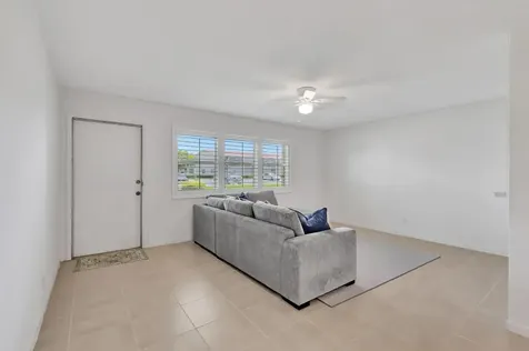740 Horizons W Boynton Beach FL 33435