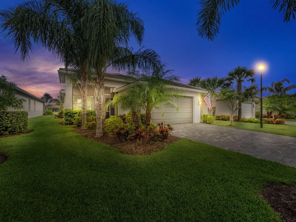 11686 SW Golden Falls Lane Port St Lucie FL 34987