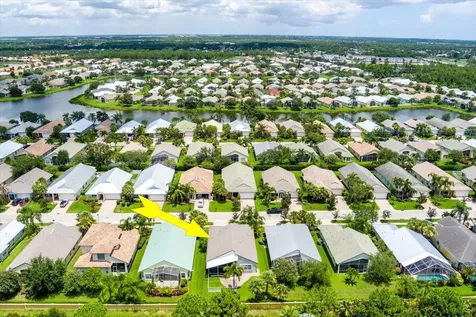 181 NW Willow Grove Avenue Port St Lucie FL 34986