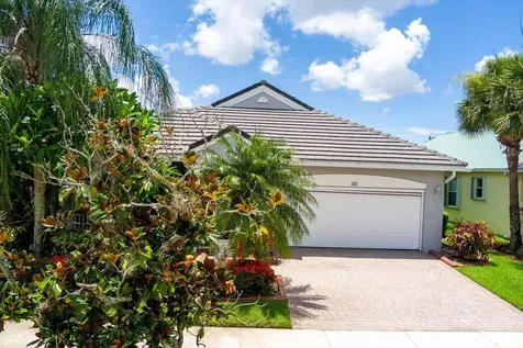 181 NW Willow Grove Avenue Port St Lucie FL 34986