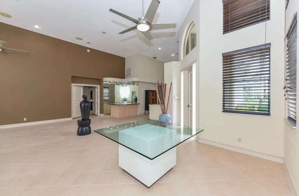 10209 Spyglass Way Boca Raton FL 33498