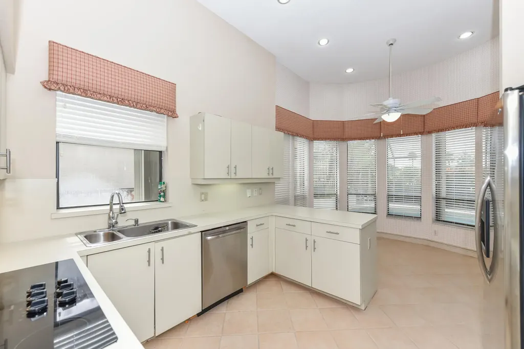 10209 Spyglass Way Boca Raton FL 33498